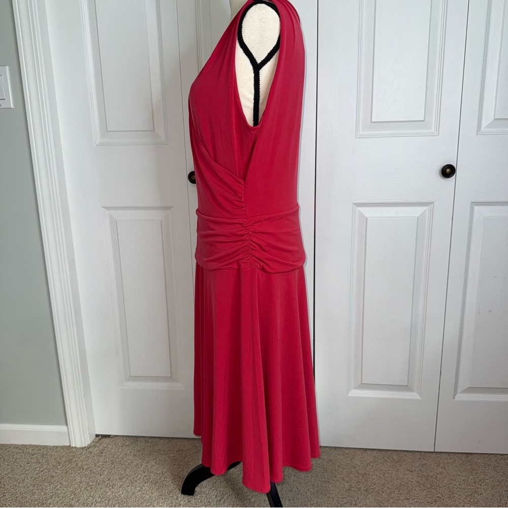 Talbots women’s size 14 Coral Sleeveless V Neck flattering Slinky Midi Dress - Picture 4 of 9